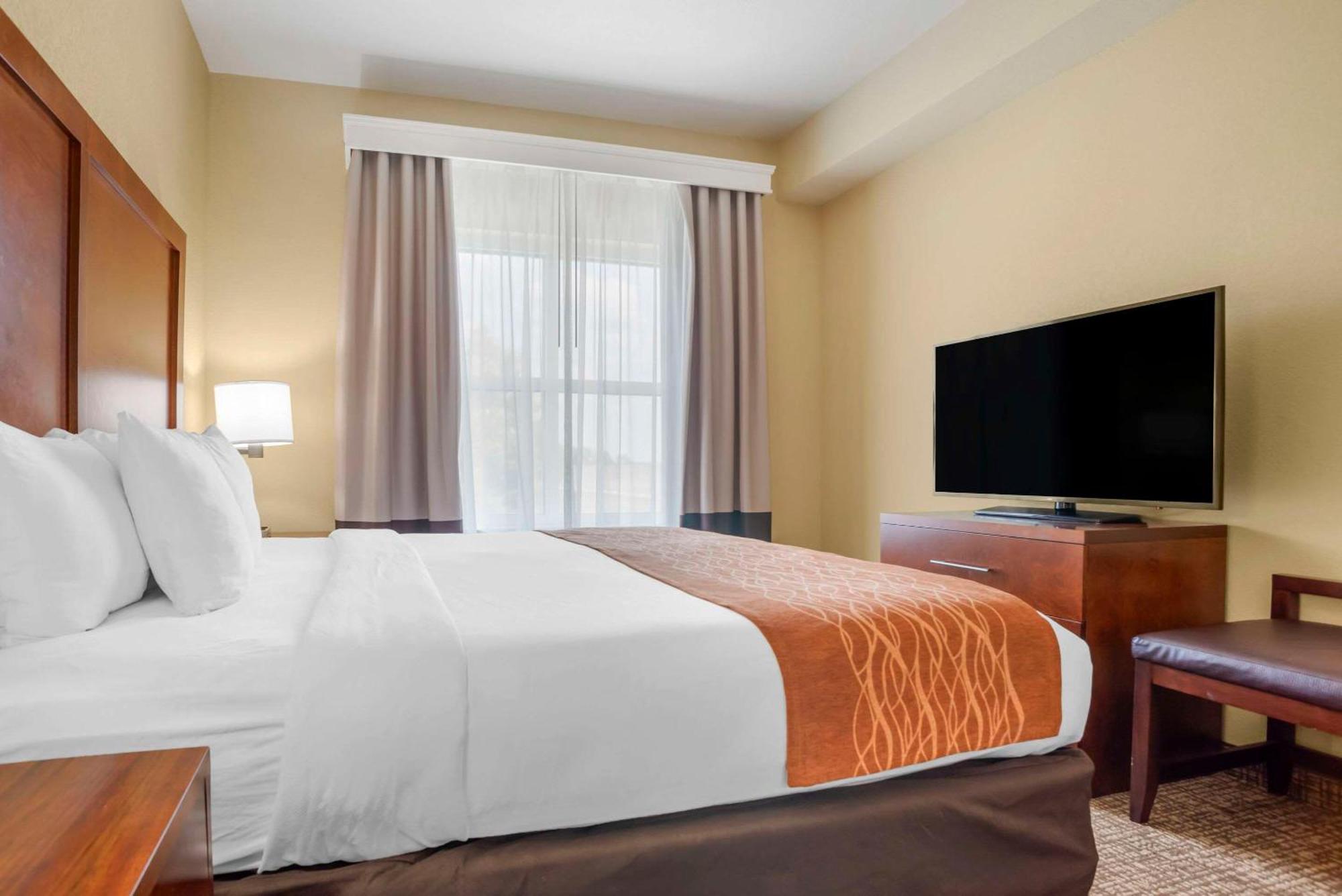 Comfort Inn & Suites Daphne Spanish Fort - Mobile East Экстерьер фото